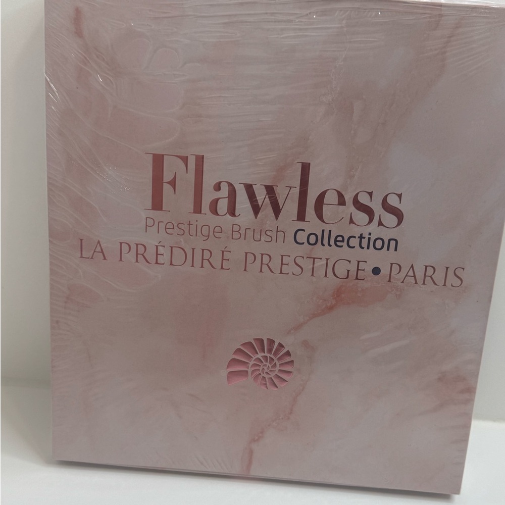 Flawless Prestige Brush Collection